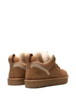 UGG Lowmel Chestnut - Image 3