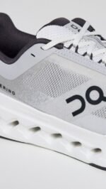 On Running Cloudsurfer Next Glacier White - Image 3