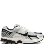 Nike Zoom Vomero 5 Photon Dust Black