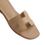 Hermes Oran sandal Beige Lin - Image 2